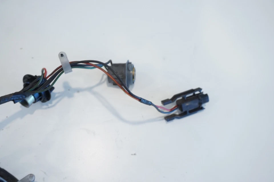 Arnés coleta luz trasera lateral pasajero Acura Integra 1989 fabricante de equipos originales Foto 4 de 4