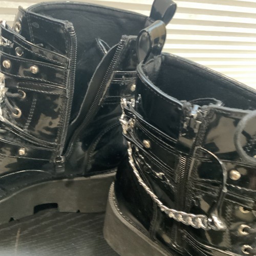 Botas de plataforma con cinturón de cadena TALA TALLA 8,5 - Imagen 5 de 11