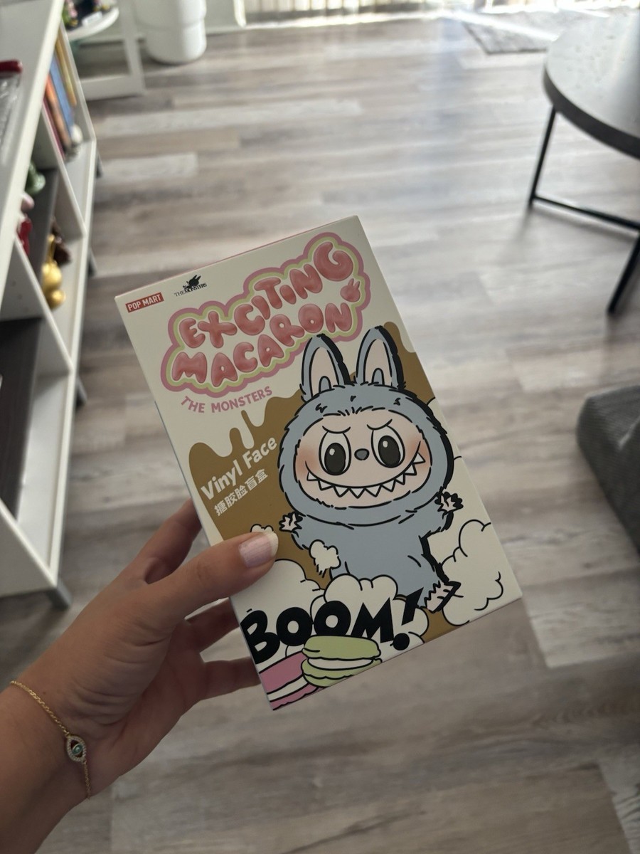 POP MART Exciting Macaron Soymilk キーホルダー THE MONSTERS - Tasty Macarons Vinyl Face Blind Box | Blind