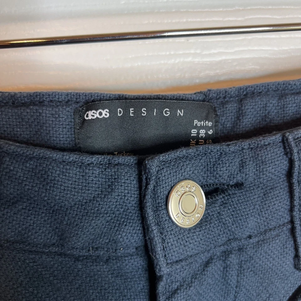 Pantalones texturizados azul marino pierna recta tiro alto ASOS DESIGN..., $25* Foto 2 de 3