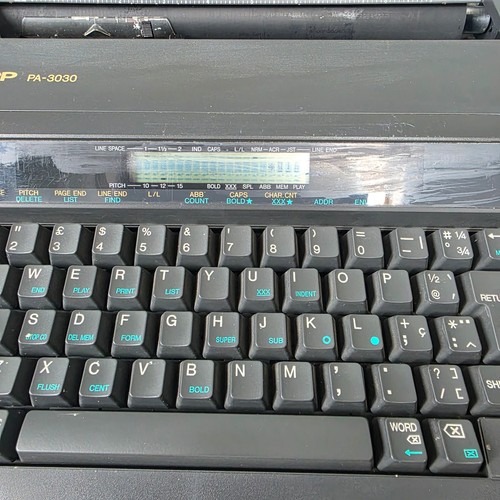 Macchina da scrivere elettrica/elettronica vintage Sharp PA-3030 anni 90 testata - funzionante. - Foto 14 di 19