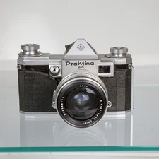 PRAKTINA IIA  W/ 35mm F2.8 Jena Flektagon