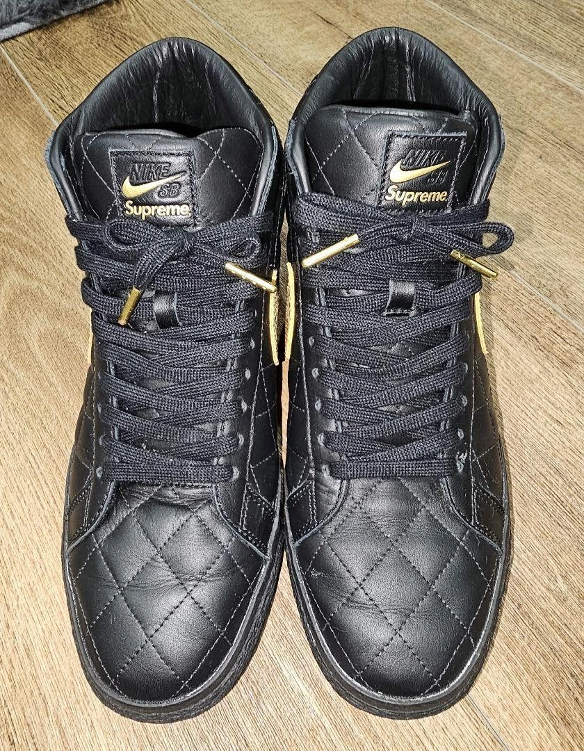 Baskets homme 8,5 US Nike Supreme Blazer mi noir/or collection originale VHT