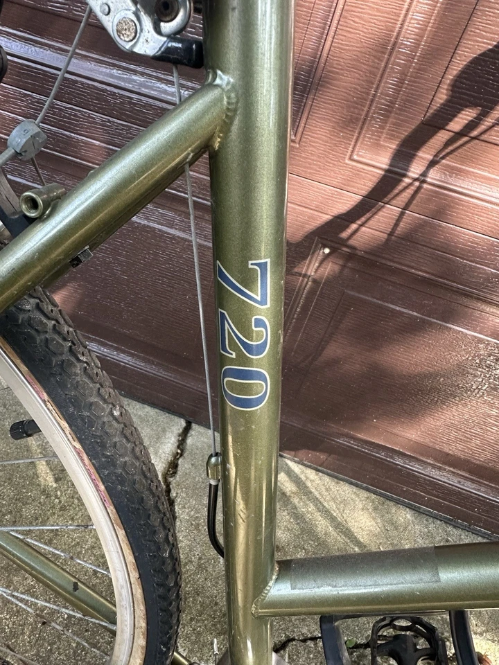 Vintage Trek Multitrack 720 Women’s Hybrid Bike - Image 4 of 4