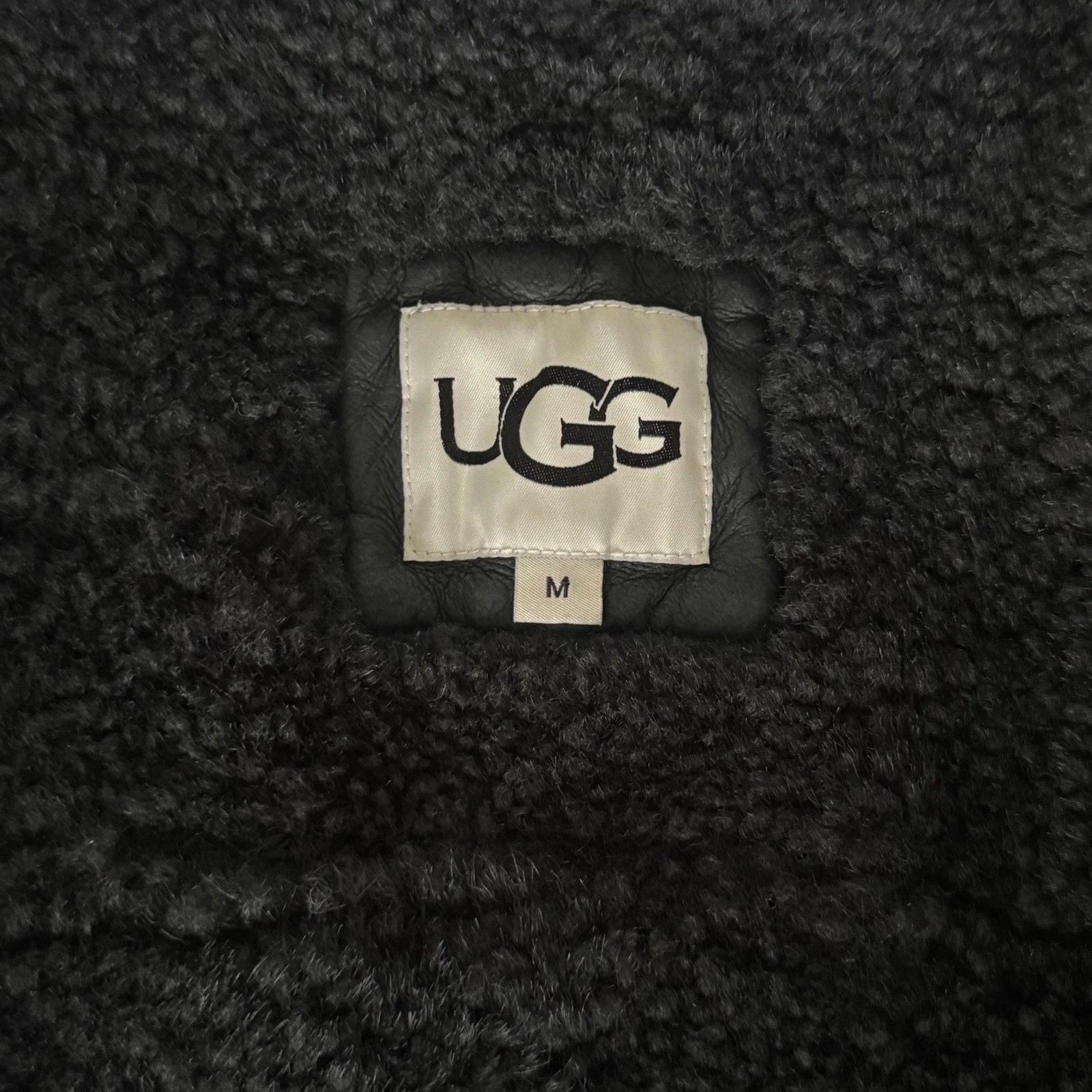 UGG Clint Men's Black Suede Lambskin Leather Shearling Trucker Jacket Coat M - product detail image 6