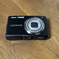 Nikon Coolpix S630 16.0MP 10x Optical Zoom Compact Digital Camera