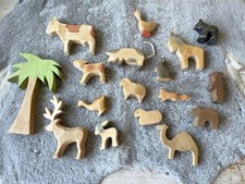 Ostheimer Holz Figuren Konvolut 15 Stück Set Aufkleberzeit Holztier Tier Waldorf