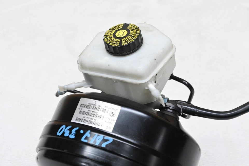Unidad servo cilindro maestro refuerzo de freno BMW OEM F30 F32 F33 330i 340i 428i 435 Foto 2 de 4
