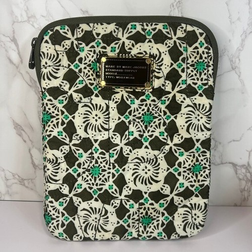 Marc by Marc Jacobs Quilted Tablet Bag Green White Brown 10.5"x8" Workwear - 第 1/8 張圖片