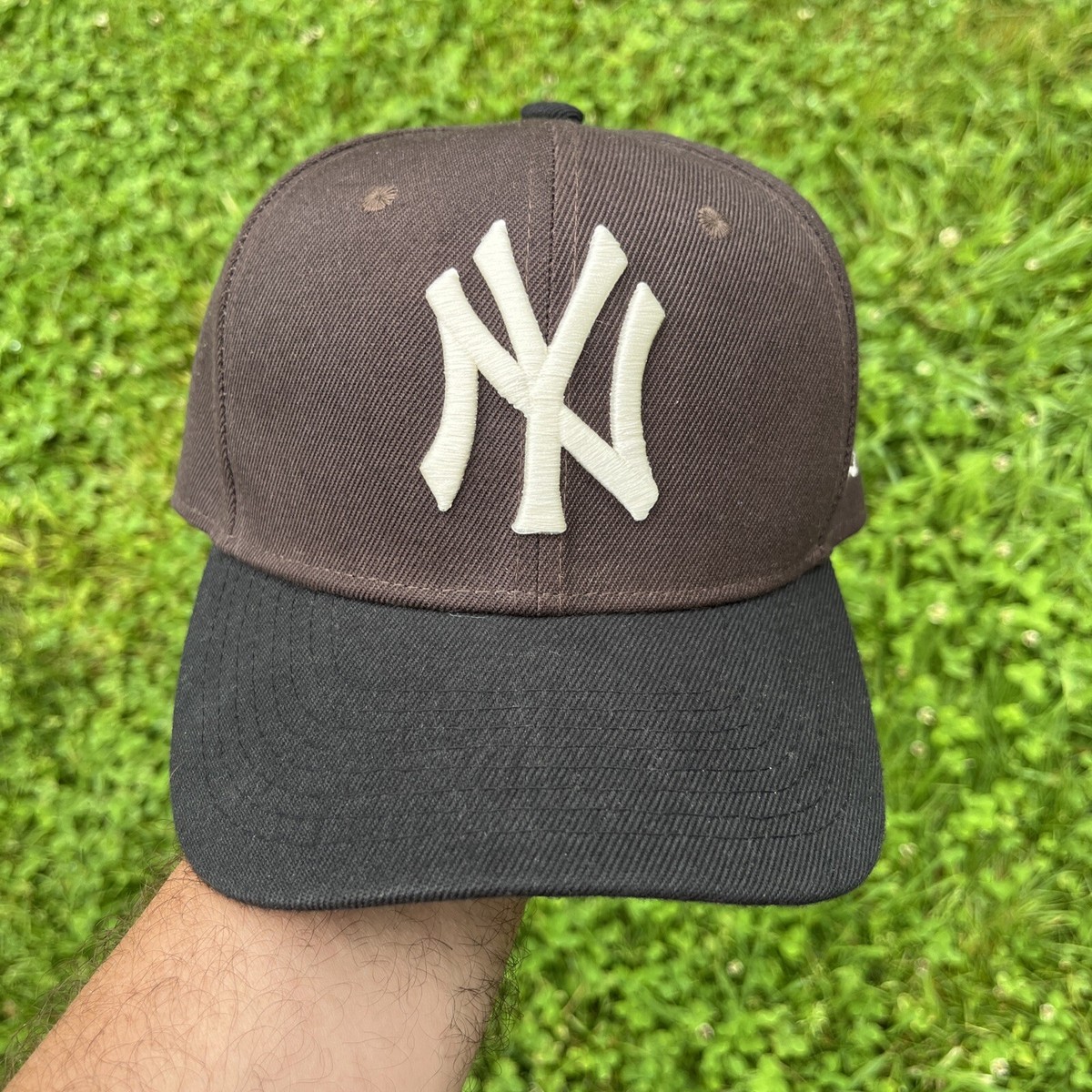 New Era New York Yankees Brown 5950 Hat Cap Size 7 1/8 Never