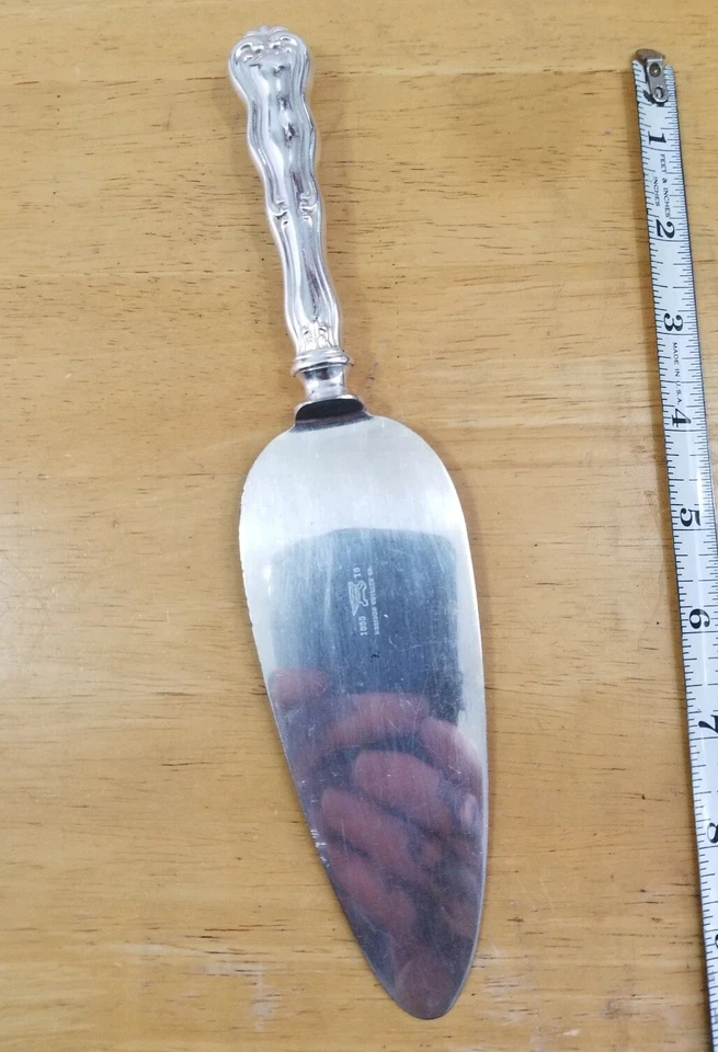 MERIDEN CUTLERY CO ANTIQUE 1908 COLONIAL SILVERPLATED PIE PASTRY & CAKE SERVER - Image 4 of 4