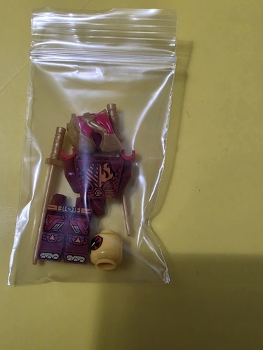 Lego Ninjago Kai Minifigure From Set 71823 Includes Two Swords - Picture 2 of 2