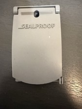 Sealproof 1-Gang Weatherproof Outdoor Outlet Cover, Lockable