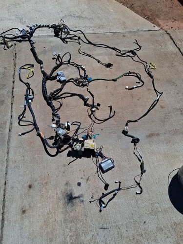 2000 TUNDRA TOYOTA DASH WIRE HARNESS AND FUSE BOX 2X4 4.7 V8