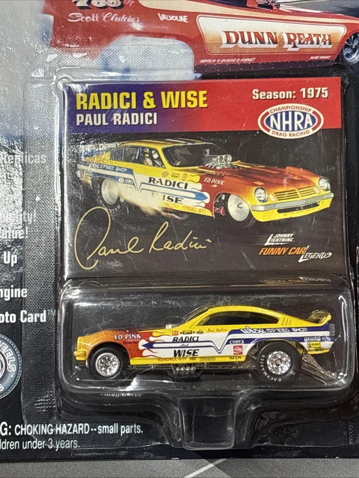 Johnny Lightning Funny Car Legends 1975 Radici & Wise NHRA 1:64 - DC-027 PAR Foto 4 de 4