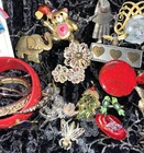 Vintage Junk Costume Jewelry Lot 40+ pcs- Brooches, Clip Earrings, Bracelets