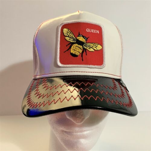 Goorin Bros The Farm Hat The Red Queen Bee Patent Leather Trucker Cap OSFM - Afbeelding 1 van 9