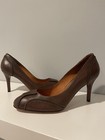 Woman leather pumps Size 8 — photo 1