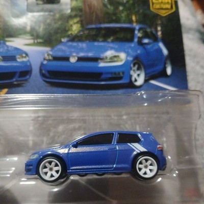 2026 HOTWHEELS CAR CULTURE 2004 VOLKSWAGEN GOLF R32 & VOLKSWAGEN