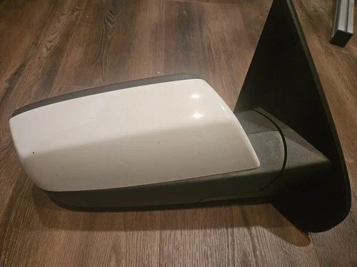 2014-2018 Chevrolet Silverado 1500 Side Mirrors