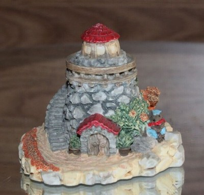 light house small stone 1991 wood creek village bear stairs on side resin