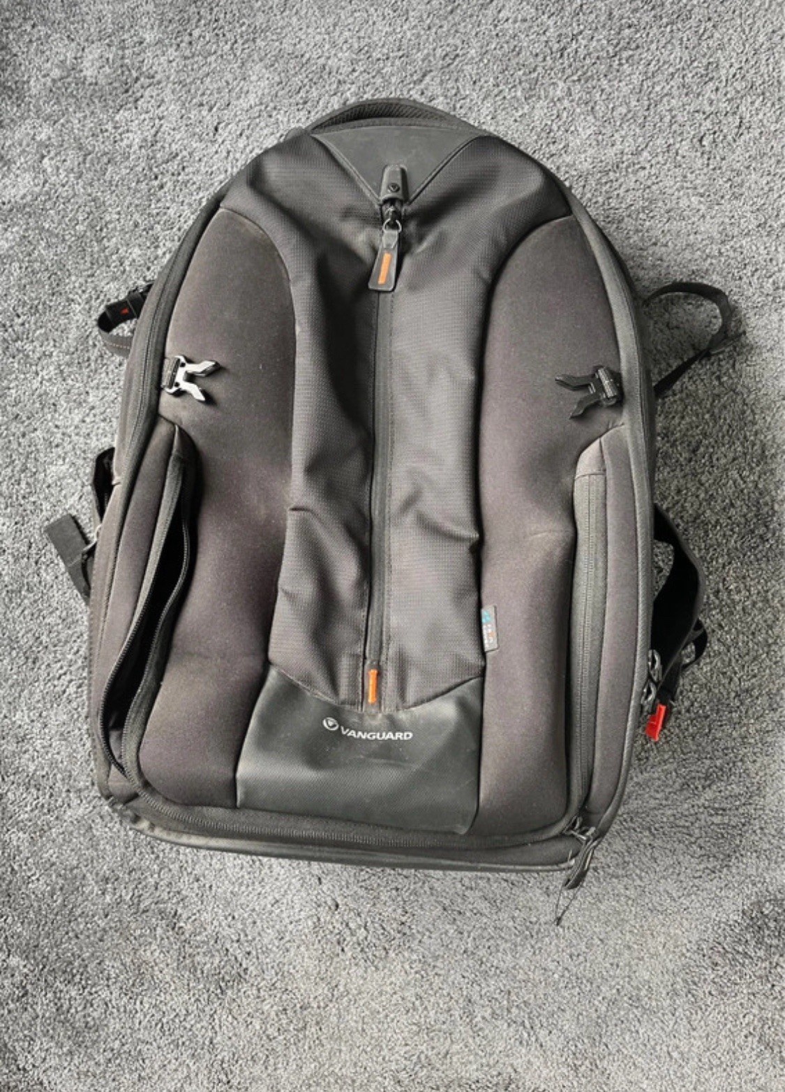 Sac à dos Vanguard imperméable antichoc avec compartiment ordinateur - 2