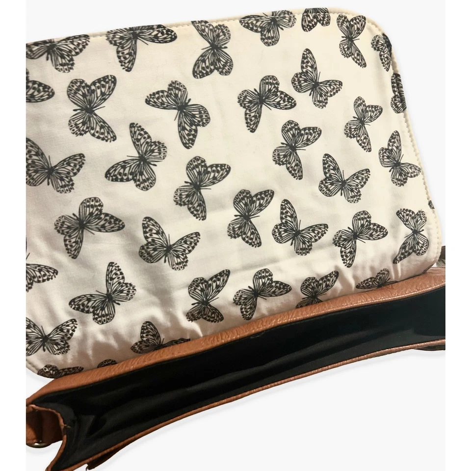 Bohemia by Disaster Designs - Umhängetasche Schmetterling braun - Modcloth - Bild 4 von 4