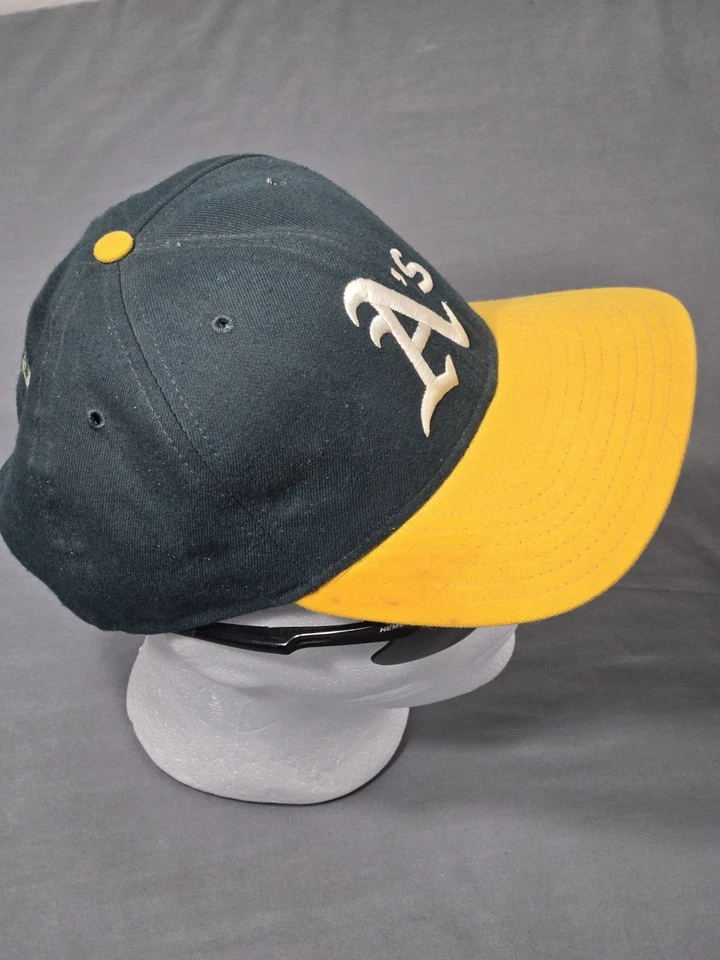 Chapéu Oakland A's vintage NewEra médio grande ajustável encaixe verde/amarelo feito nos EUA - Imagem 2 de 4