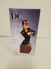 DC Direct Women Of The DC Universe Catwoman Adam Hughes 1157/3200 New
