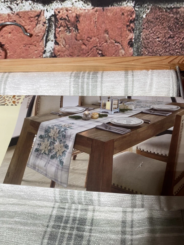 NWT CYNTHIA ROWLEY CHRISTMAS TABLE RUNNER 16" X 72" WHITE/SILVER/GREEN - Image 4 of 4