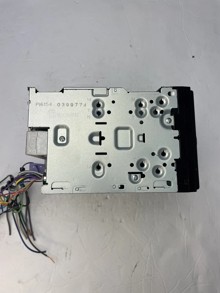 Pioneer AVH-221EX DVD/ CD- Bluetooth Receiver - Image 4 of 4