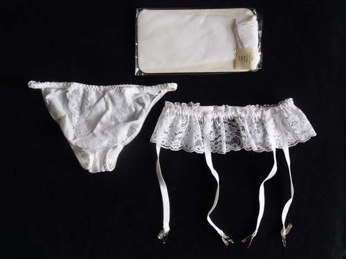 Vintage CHRISTIAN DIOR New Gift Set Box Panties/Garter/Stockings LOGO Small - Picture 2 of 24