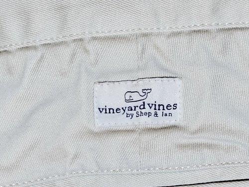 Vineyard Vines Men's Shorts Size 30 Breaker White American Flag Whales - Picture 10 of 13