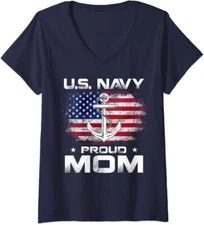 US Navy Proud Mom With American Flag Veteran Day Ladies' V-Neck Tshirt