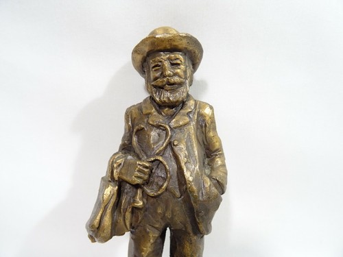 Statuetta In Bronzo Firmata Tom Knapp Cowtown Doctor Statua Dottore - Picture 10 of 11