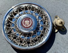 Single 1988-1992 Cadillac 15 Wire Spoke Hubcap Wheel Cover Fleetwood Brougham