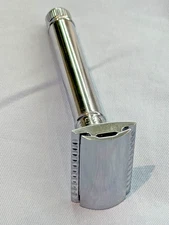 EDWIN JAGGER Stainless Steel Grooved Silver Double Edge Safety Razor