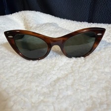 VINTAGE B L RAY BAN W0960 SHINY TORTOISE G15 GLASS LISBON CATS EYE SUNGLASSES