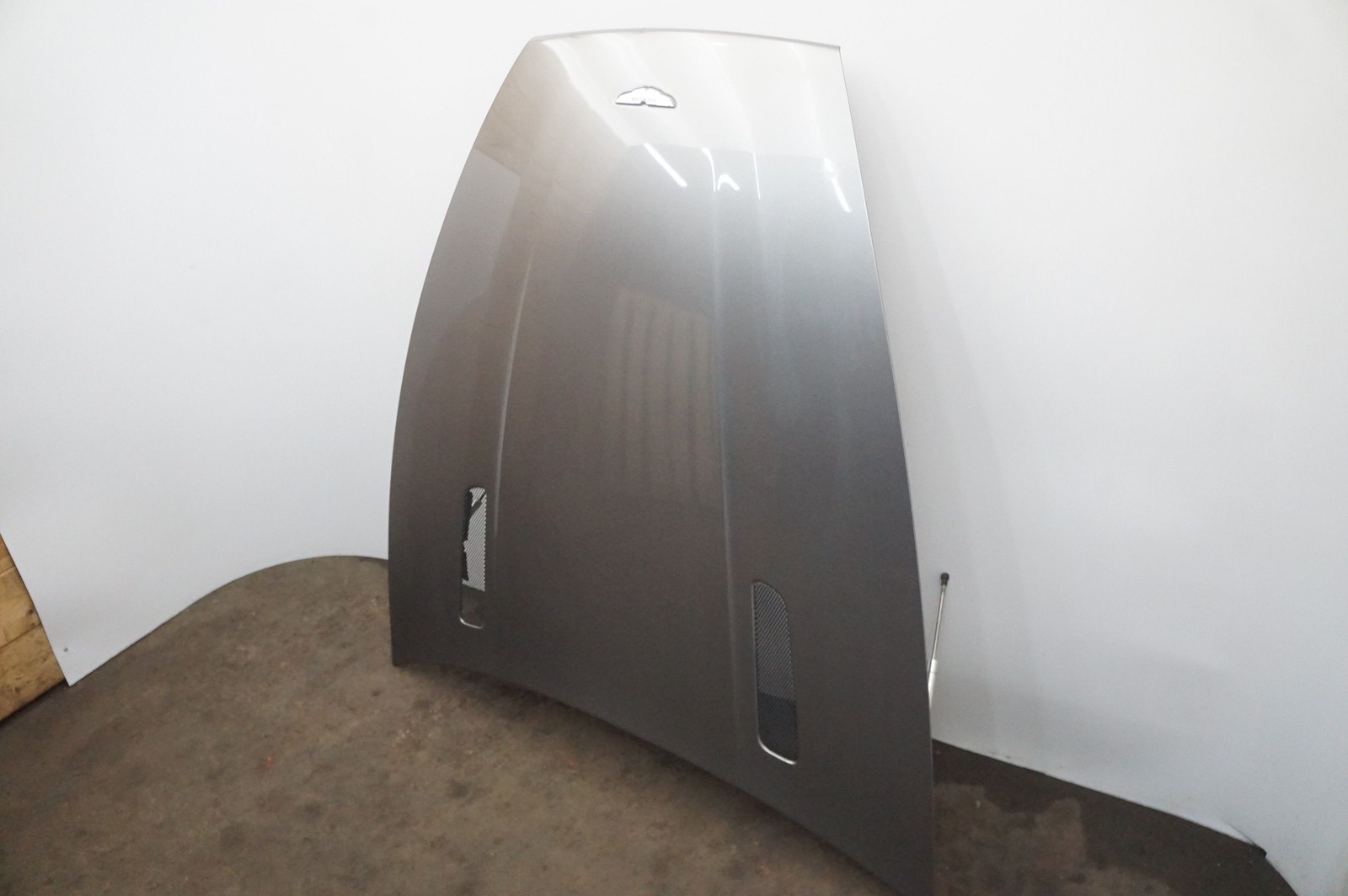 Front Hood Bonnet Panel OEM 6G43-64-10122 Aston Martin V8 Vantage 2006-16 *Note*