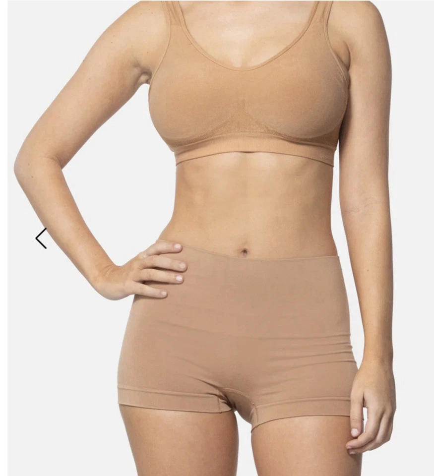 Pantalón Corto UNDERFIT NUEVO CON ETIQUETAS Suavizante en la Cintura CAFÉ MEDIANO. #330 venta al por menor $24 Foto 2 de 4