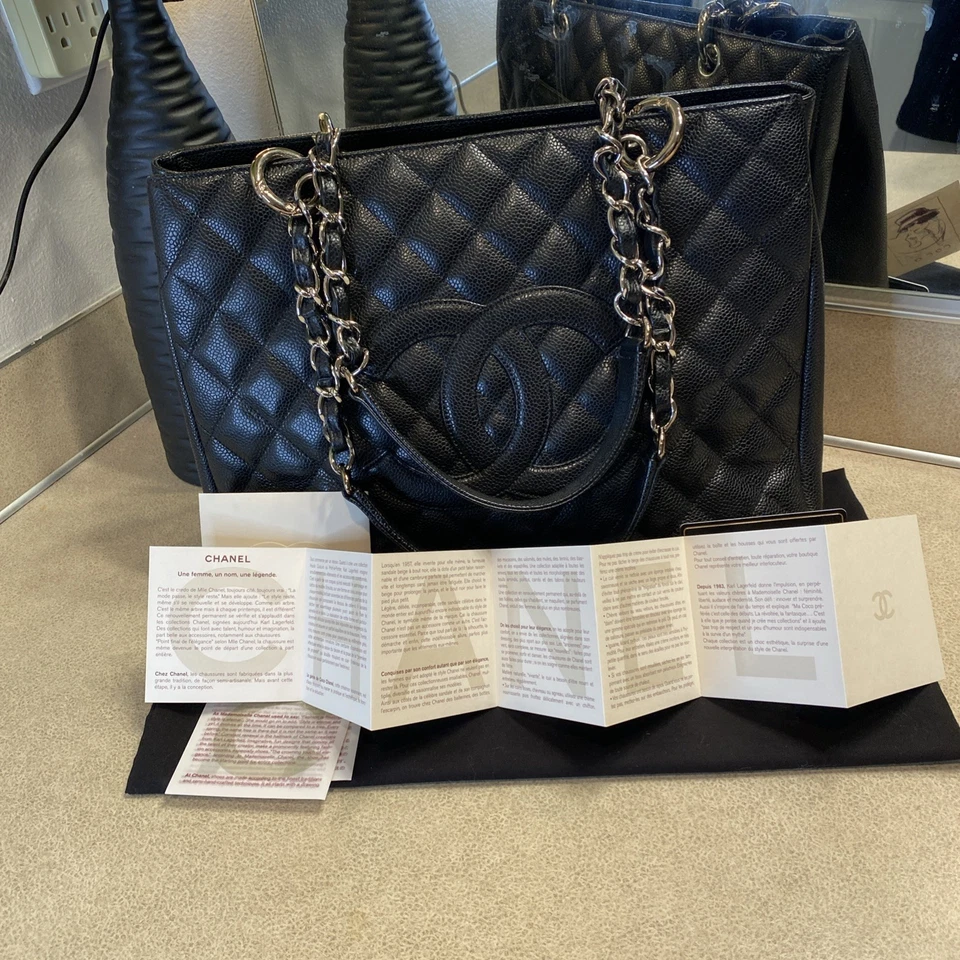 Classic Chanel Black Caviar Leather Grand Shopping Tote Bag, Silver Hardware 🎁 - Image 3 of 4