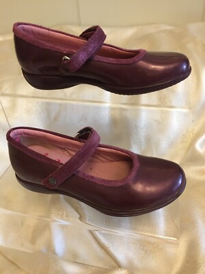 clarks fuchsia shoes