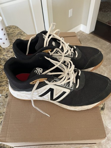 New Balance T3000BK4 3000 V4 Turf 