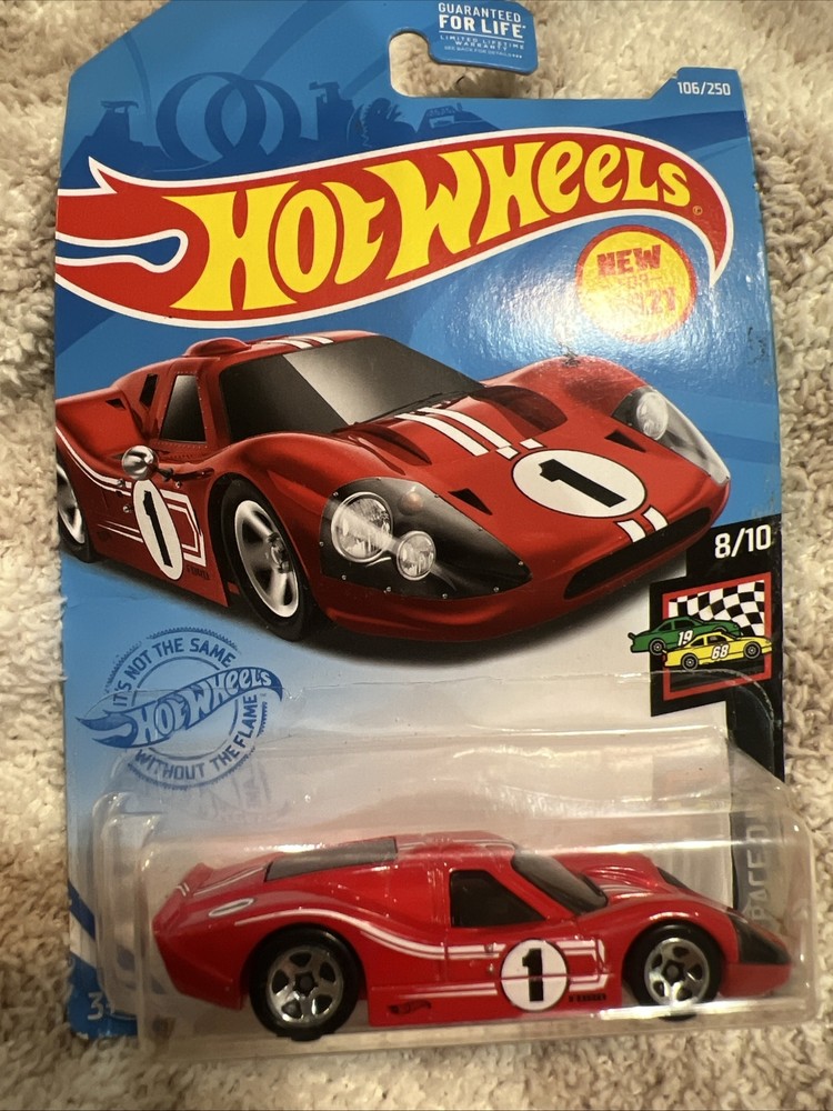 2021 Hot Wheels red '67 FORD GT40 MK.IV New Model 106/250 Race Day 1967