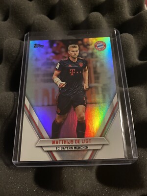 Topps FC Bayern München Team Set 22/23 Matthijs De Ligt Parallel /199