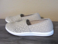 Clarks Cloudsteppers  Breeze Emily Women's Slip On Shoes Size 11 M Light Taupe