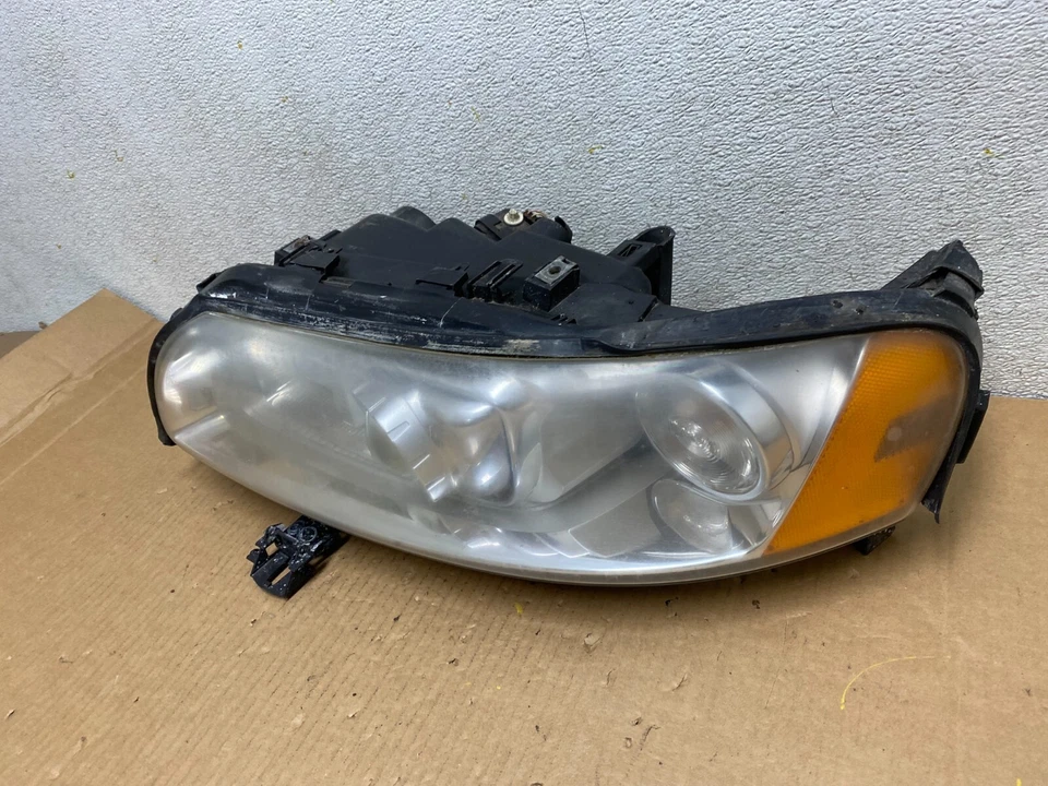 Faro izquierdo conductor Volvo S60 V70 2007 2008 2009 xenón HID OEM G6981 DG1 Foto 2 de 4