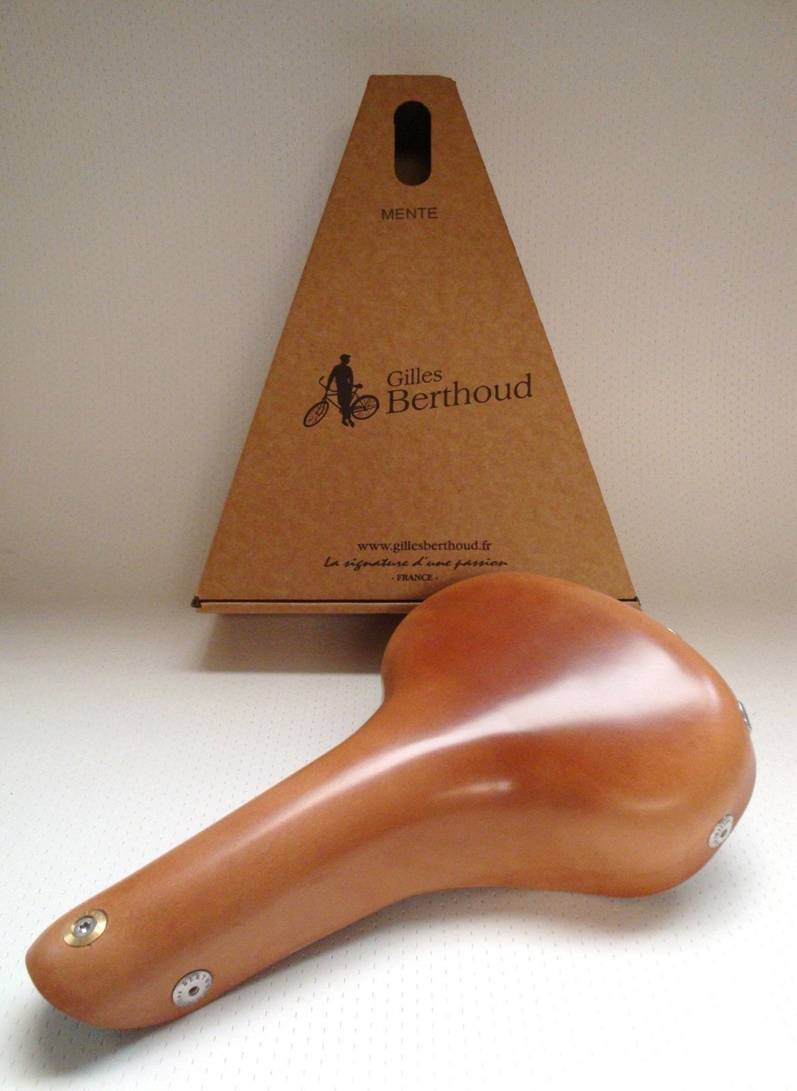 NEW IN BOX GILLES BERTHOUD SADDLE SEAT MENTE NATURAL MADE IN