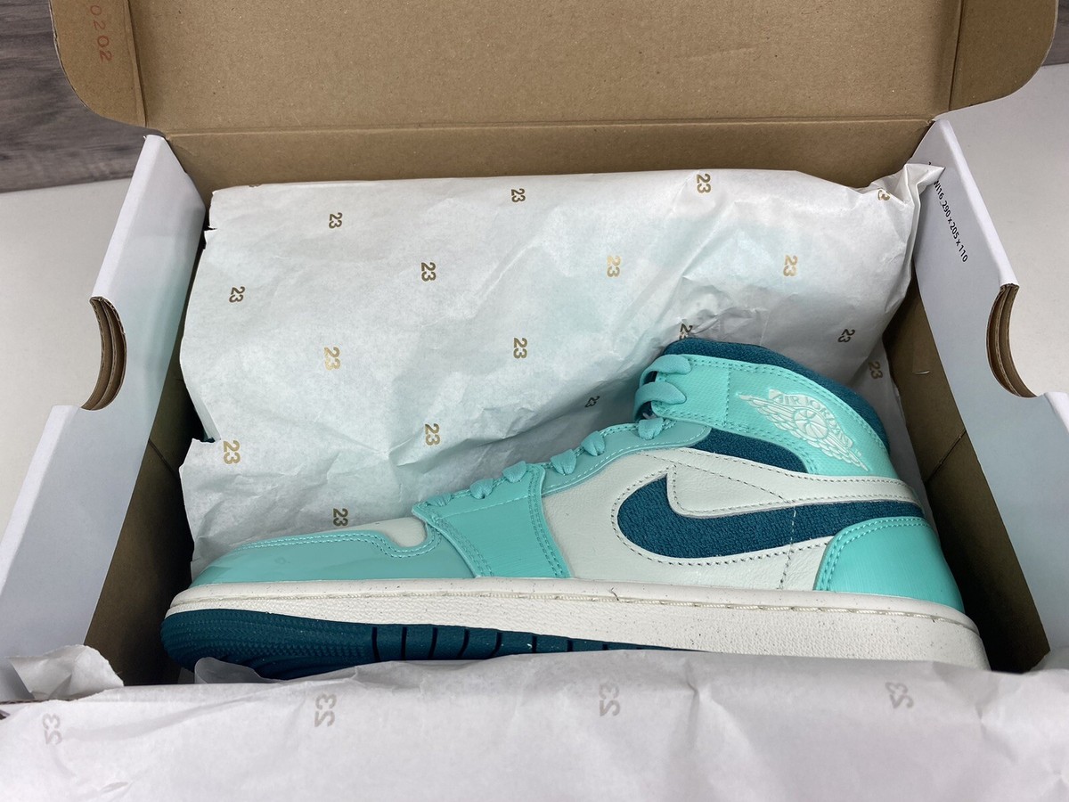 Nike Air Jordan 1 Mid SE Bleached Turquoise Sky J Teal (DZ3745 300
