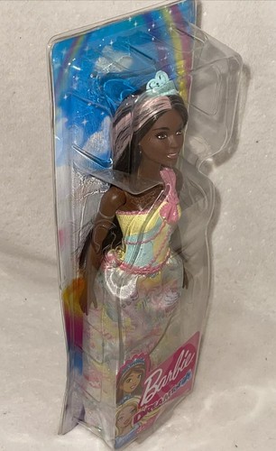 Mattel Barbie DREAMTOPIA Sweetville Princess bambola afroamericana - nuova - Foto 10 di 12